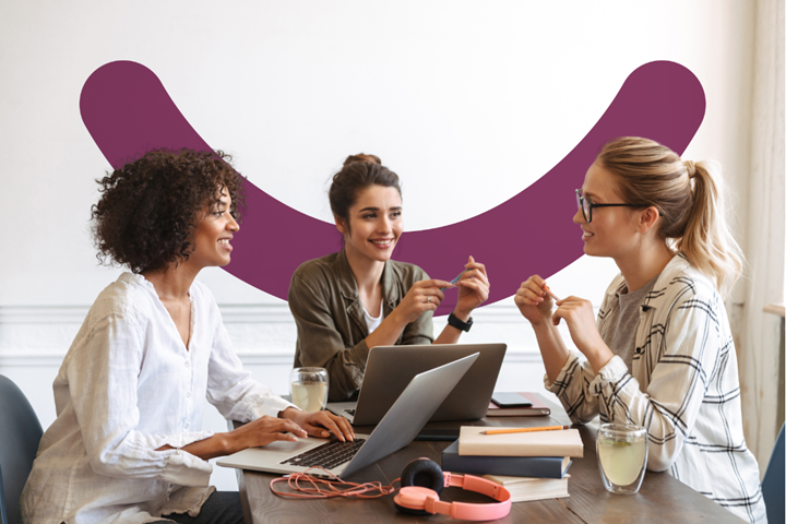 Website Photos Services Team Analysis1 Purple Main. Les 5 meilleures façons de préparer l’intégration d’un nouvel employé.